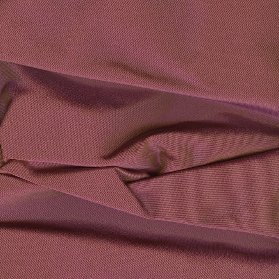 TrinitySilkTaffeta 6125 Passion