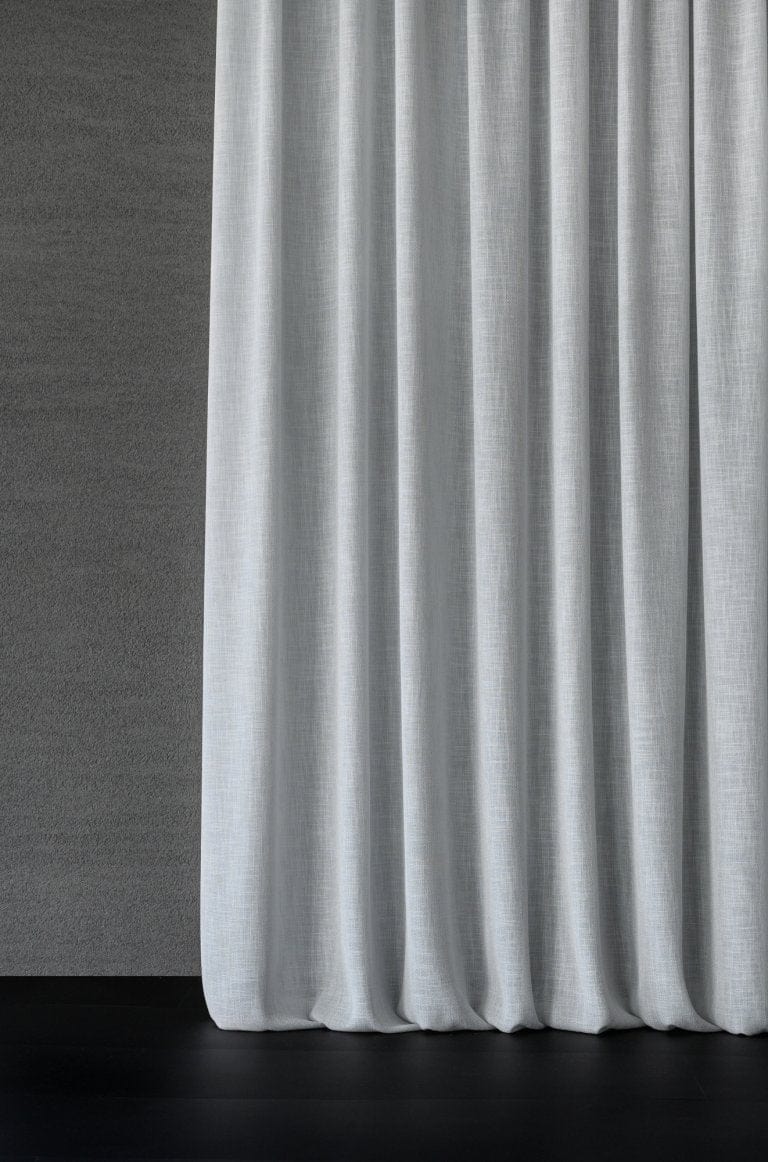 Reflection Off White 5308470-01