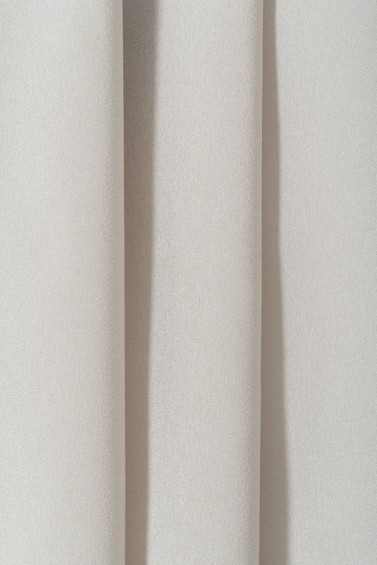 New Crepe Taupe 6304320-01